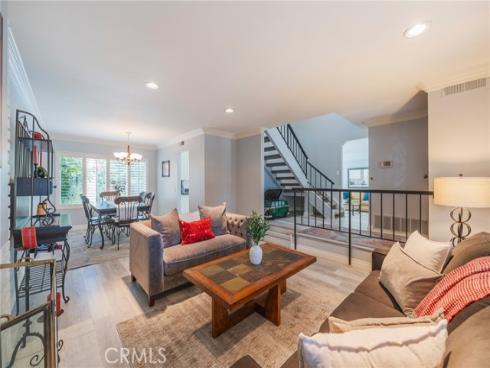 10488 Sioux River , Fountain Valley, CA