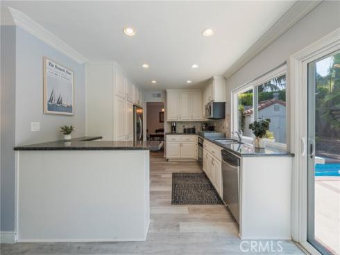 10488 Sioux River , Fountain Valley, CA