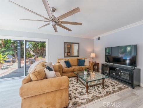 10488 Sioux River , Fountain Valley, CA