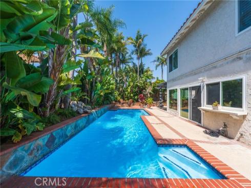 10488 Sioux River , Fountain Valley, CA