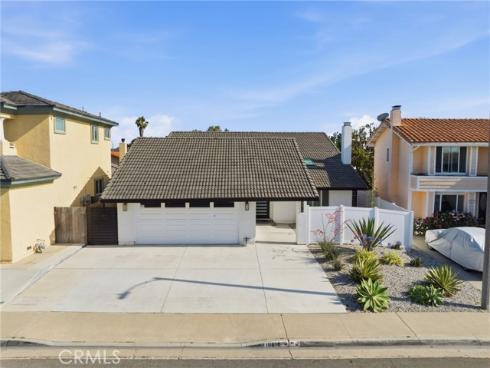 10618 El Toro , Fountain Valley, CA