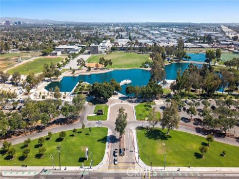 12068 Sylvan River 58 , Fountain Valley, CA