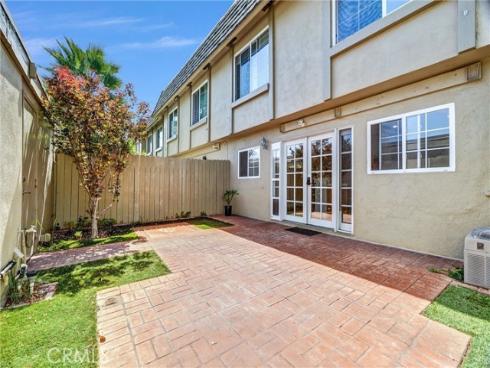 10462  Rio Grande   Court, Fountain Valley, CA