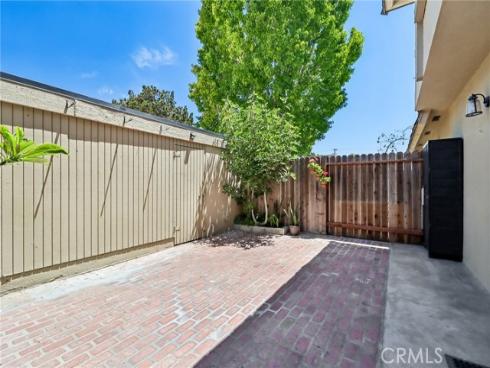 10424 Echo River Court, Fountain Valley, CA