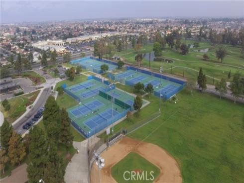 18324 Brookhurst , Fountain Valley, CA