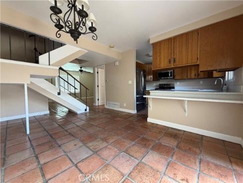 18324 Brookhurst , Fountain Valley, CA