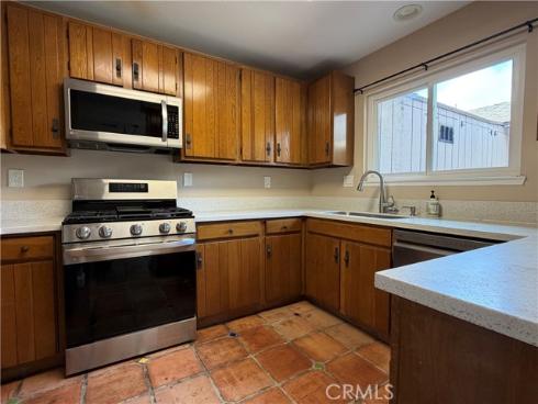 18324 Brookhurst , Fountain Valley, CA