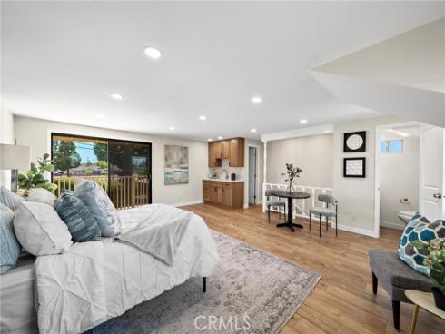 8798 La Casita Avenue, Fountain Valley, CA