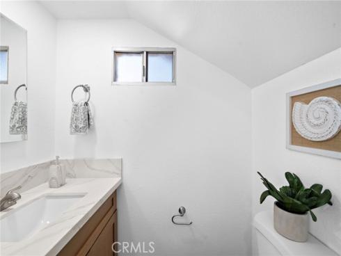 8798 La Casita Avenue, Fountain Valley, CA
