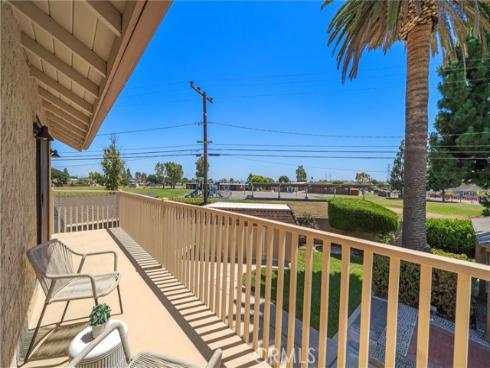 8798 La Casita Avenue, Fountain Valley, CA