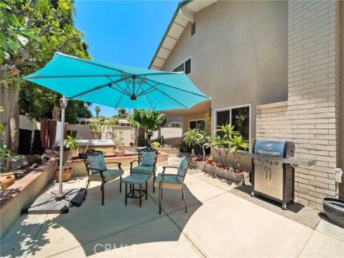 17527 Briarwood Street, Fountain Valley, CA