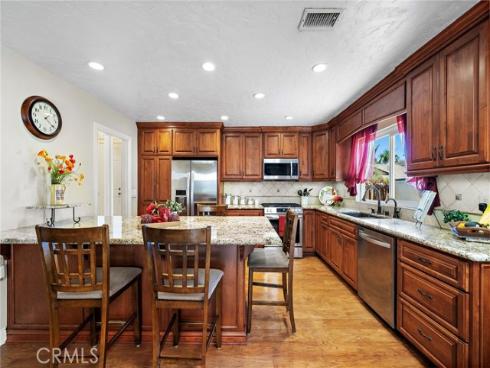 17527 Briarwood Street, Fountain Valley, CA