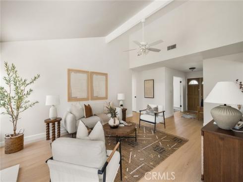 9376 Siskin , Fountain Valley, CA