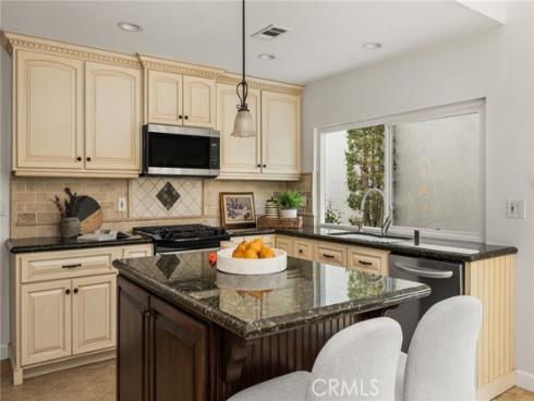 9376 Siskin , Fountain Valley, CA