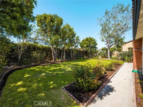 9376 Siskin , Fountain Valley, CA