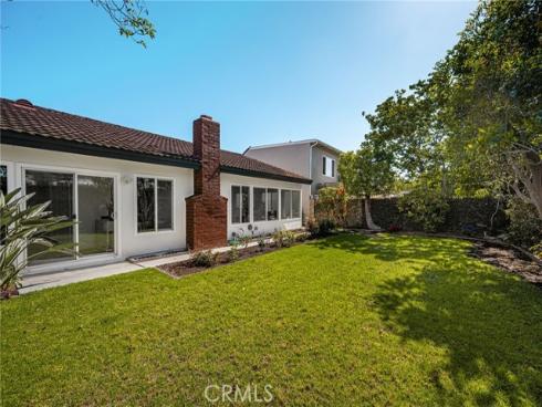 9376 Siskin , Fountain Valley, CA