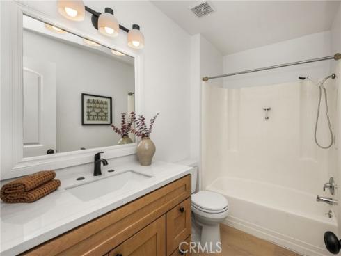 9376 Siskin , Fountain Valley, CA