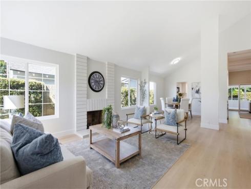 17982 Los Pesos Circle , Fountain Valley, CA