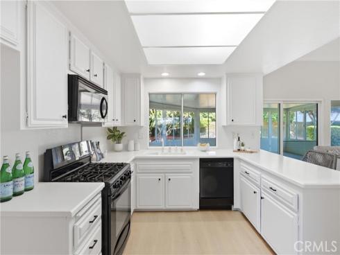 17982 Los Pesos Circle , Fountain Valley, CA