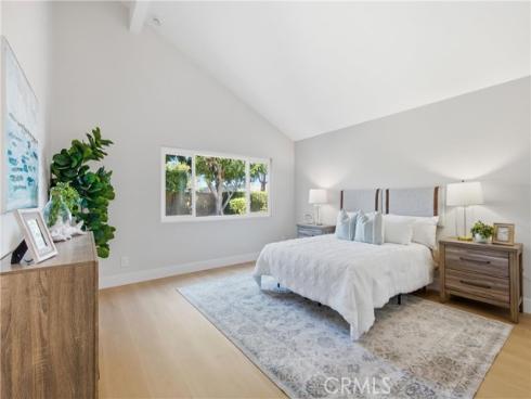 17982 Los Pesos Circle , Fountain Valley, CA