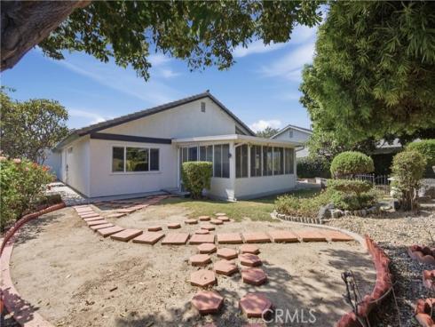17982 Los Pesos Circle , Fountain Valley, CA