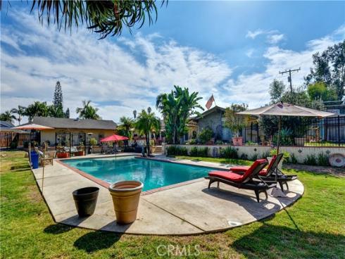 3821 Potrero , Fullerton, CA