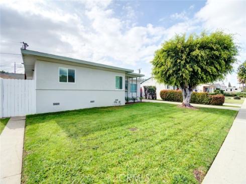 306 W Porter  , Fullerton, CA