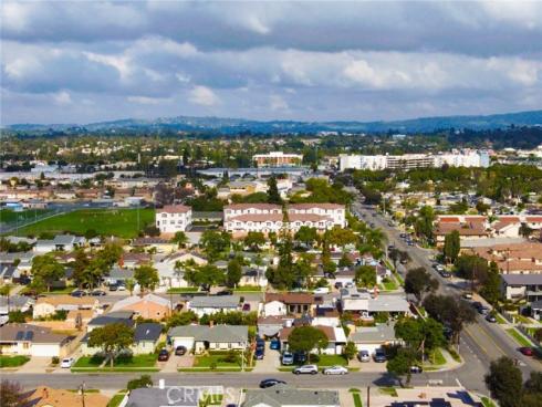 306 W Porter  , Fullerton, CA