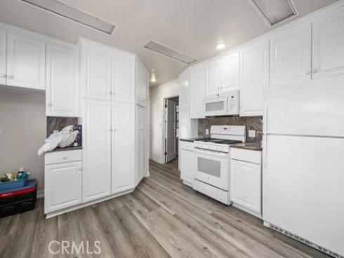 456 El Camino , Fullerton, CA