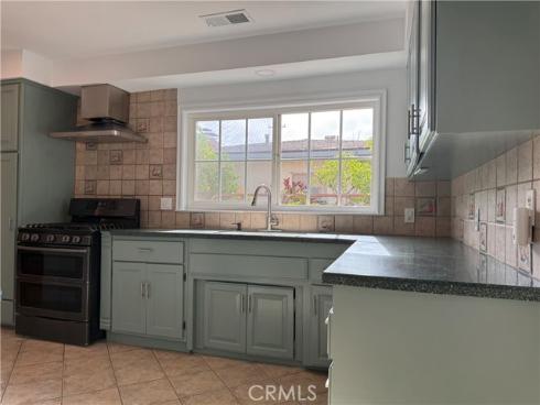1467 W Roberta Avenue, Fullerton, CA