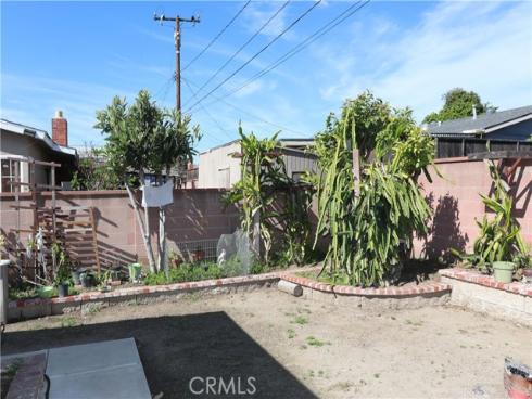 1467 W Roberta Avenue, Fullerton, CA