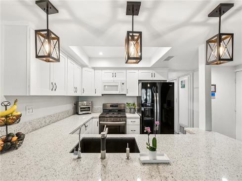 2775 Pine Creek , Fullerton, CA