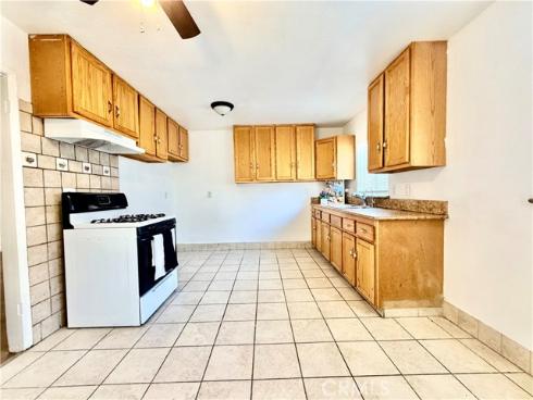 431 E Rosslynn , Fullerton, CA