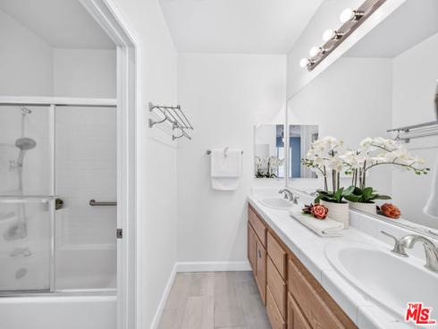 1294  Mcfadden   Drive, Fullerton, CA