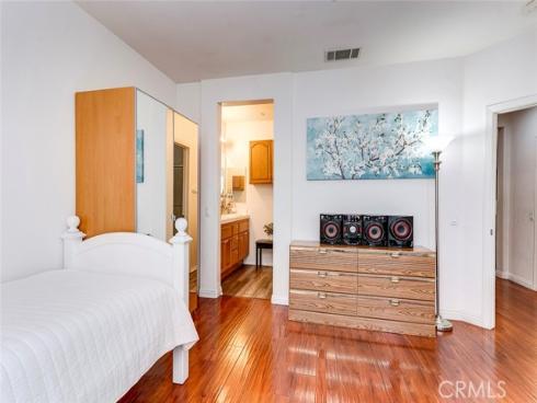 1264 Mcfadden , Fullerton, CA
