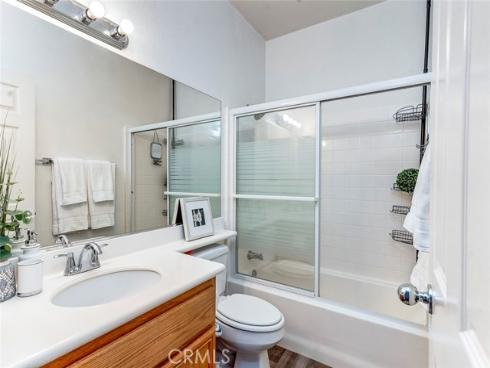 1264 Mcfadden , Fullerton, CA