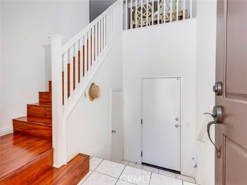 1264 Mcfadden , Fullerton, CA