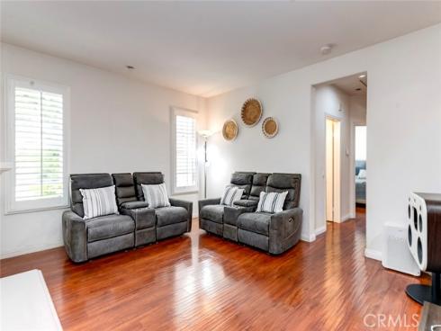 1264 Mcfadden , Fullerton, CA