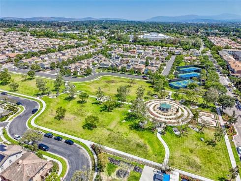 1264 Mcfadden , Fullerton, CA