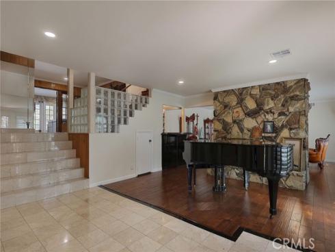 2441  Terraza  , Fullerton, CA