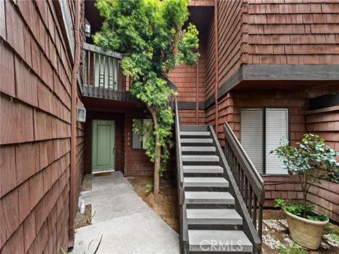 2774 Pine Creek Circle, Fullerton, CA
