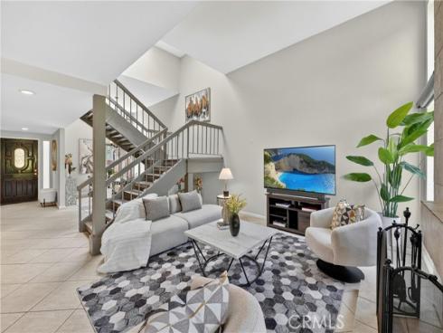 525  Riviera   Court, Fullerton, CA