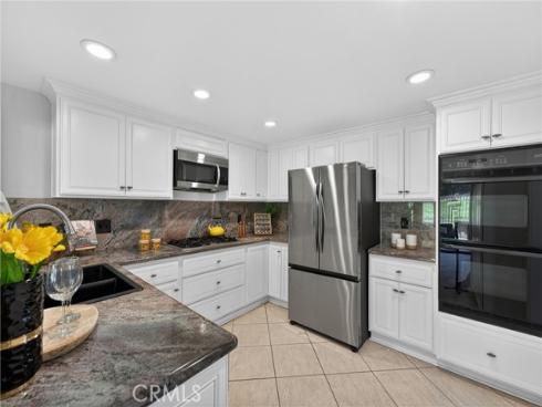 525  Riviera   Court, Fullerton, CA