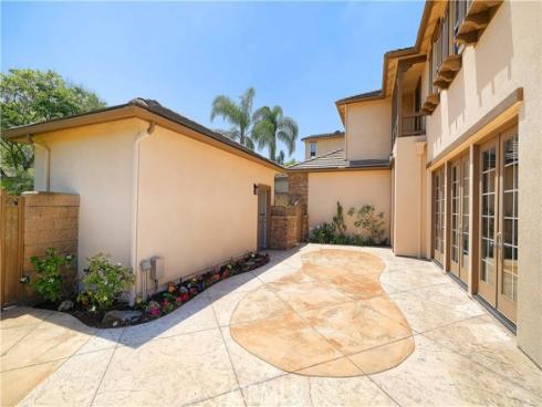 2599 Nixon Way, Fullerton, CA