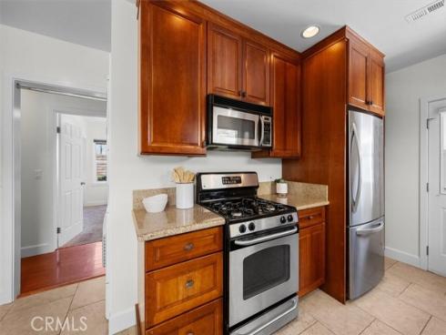 816  Grandview  , Fullerton, CA