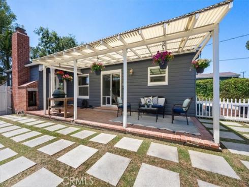 816  Grandview  , Fullerton, CA
