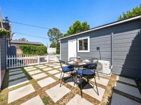 816  Grandview  , Fullerton, CA