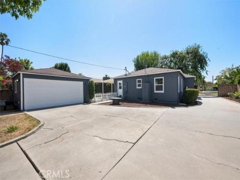 816  Grandview  , Fullerton, CA