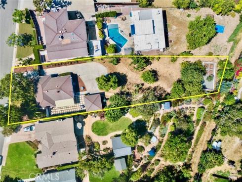 816  Grandview  , Fullerton, CA