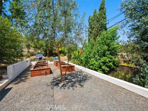 816  Grandview  , Fullerton, CA